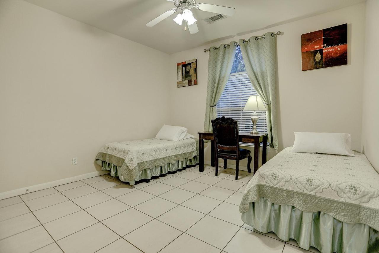 Villa Laverne 3 Bedroom Suite Furnished Condos Houston Exterior foto